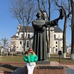 Yuliya, 40