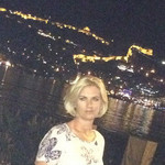 Elena, 50 (1 , 0 )